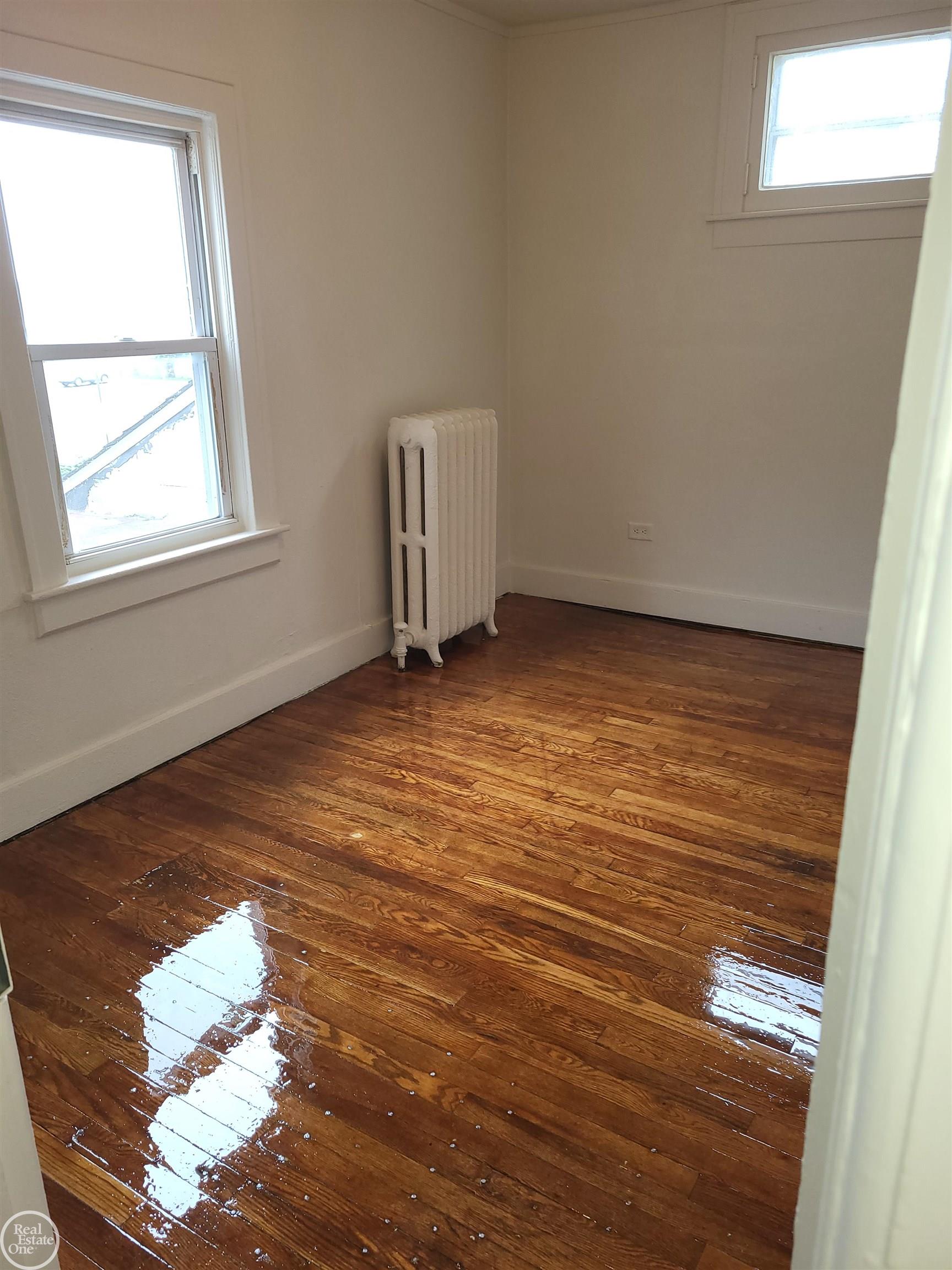 838 Howard Street Port Huron, MI 48060 - Photo 6 of 17