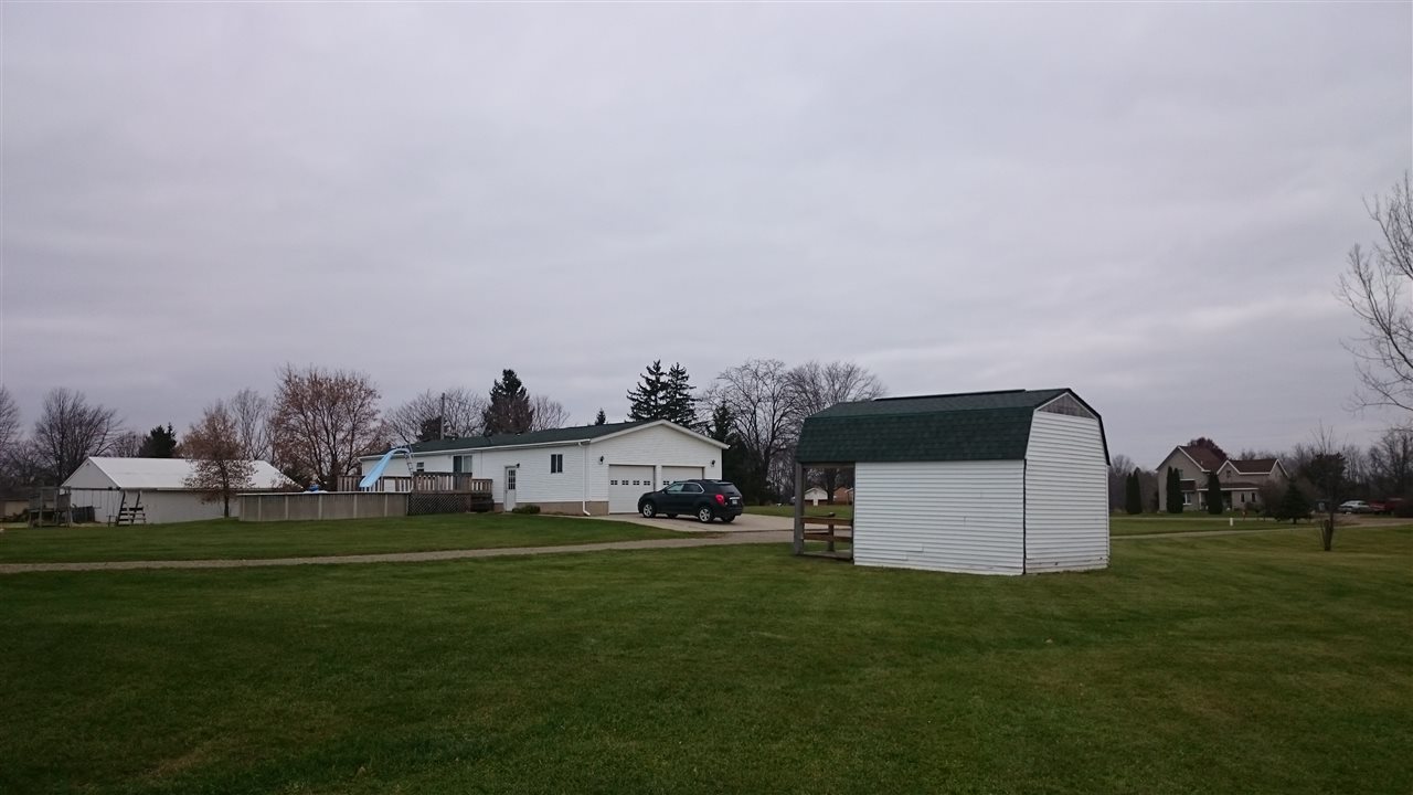 10330 Pittsburg Road Durand, MI 48429 - Photo 52 of 58 31305444-51.JPG