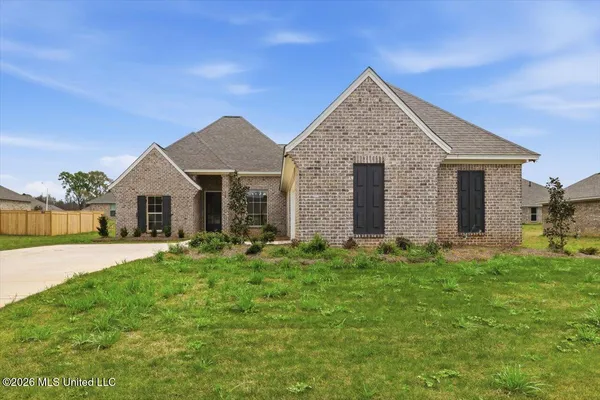 $344,900 | 229 Jasmine Cove Circle, Brandon, MS 39042