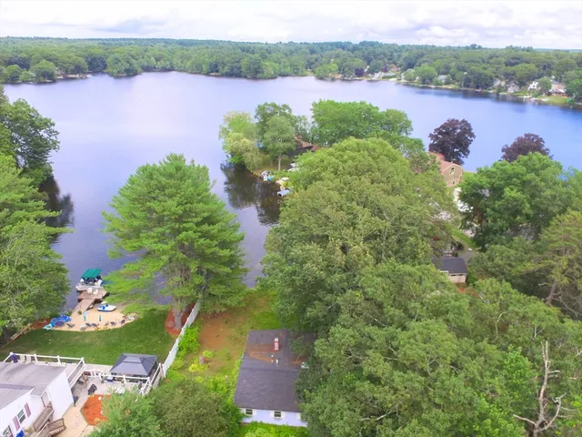 $350,000 | 121 Lakeshore Drive, Blackstone, MA 01504