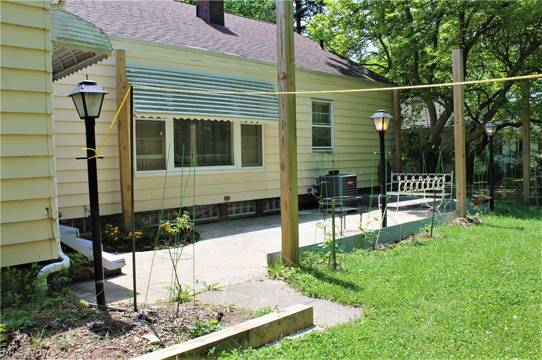 15781 Cleviden Road Cleveland, OH 44112 - Photo 30 of 35 Gallery Image 30