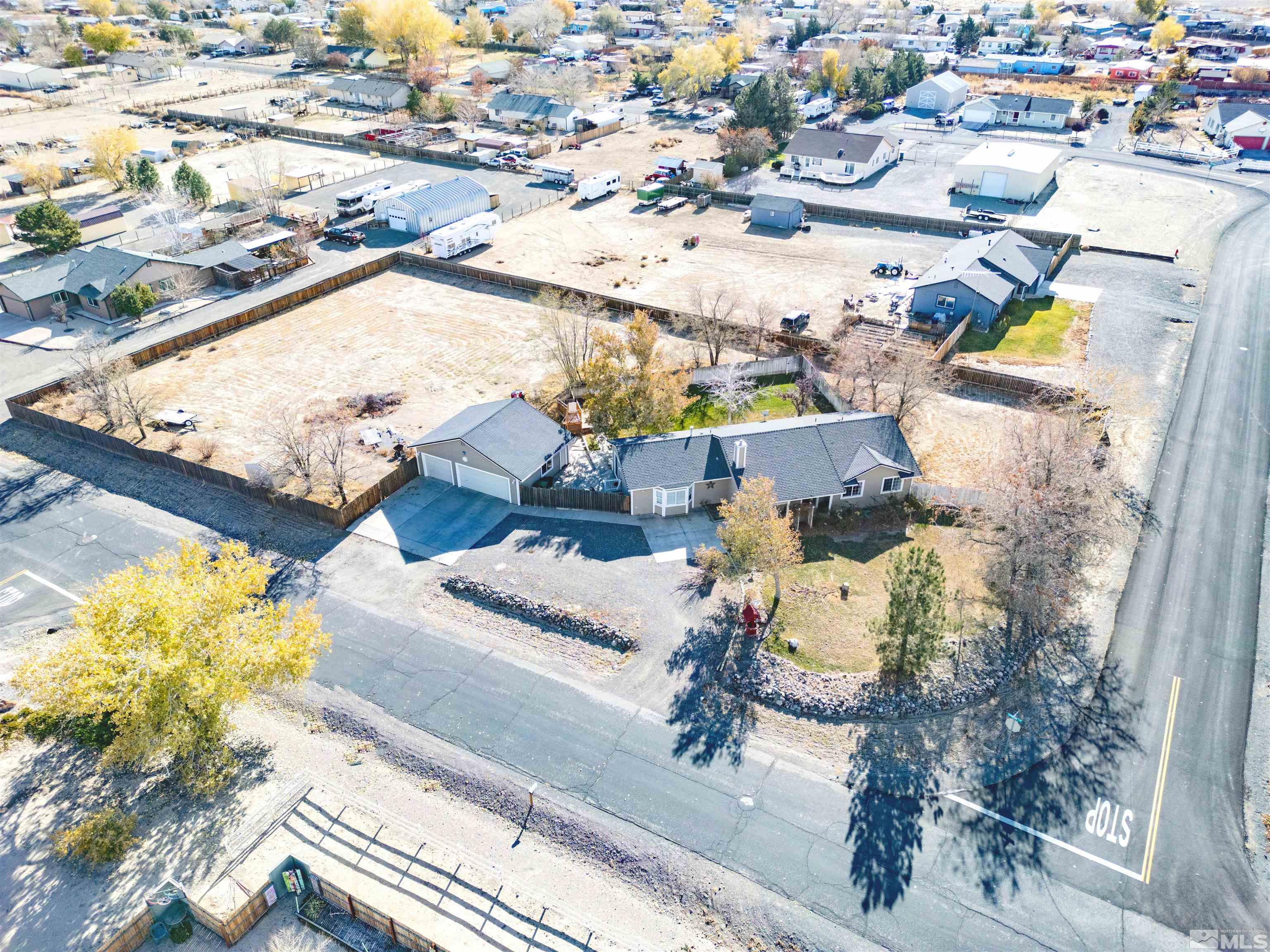 437 Crimson Road Fernley, NV 89408 - Photo 19 of 25 Photo 19