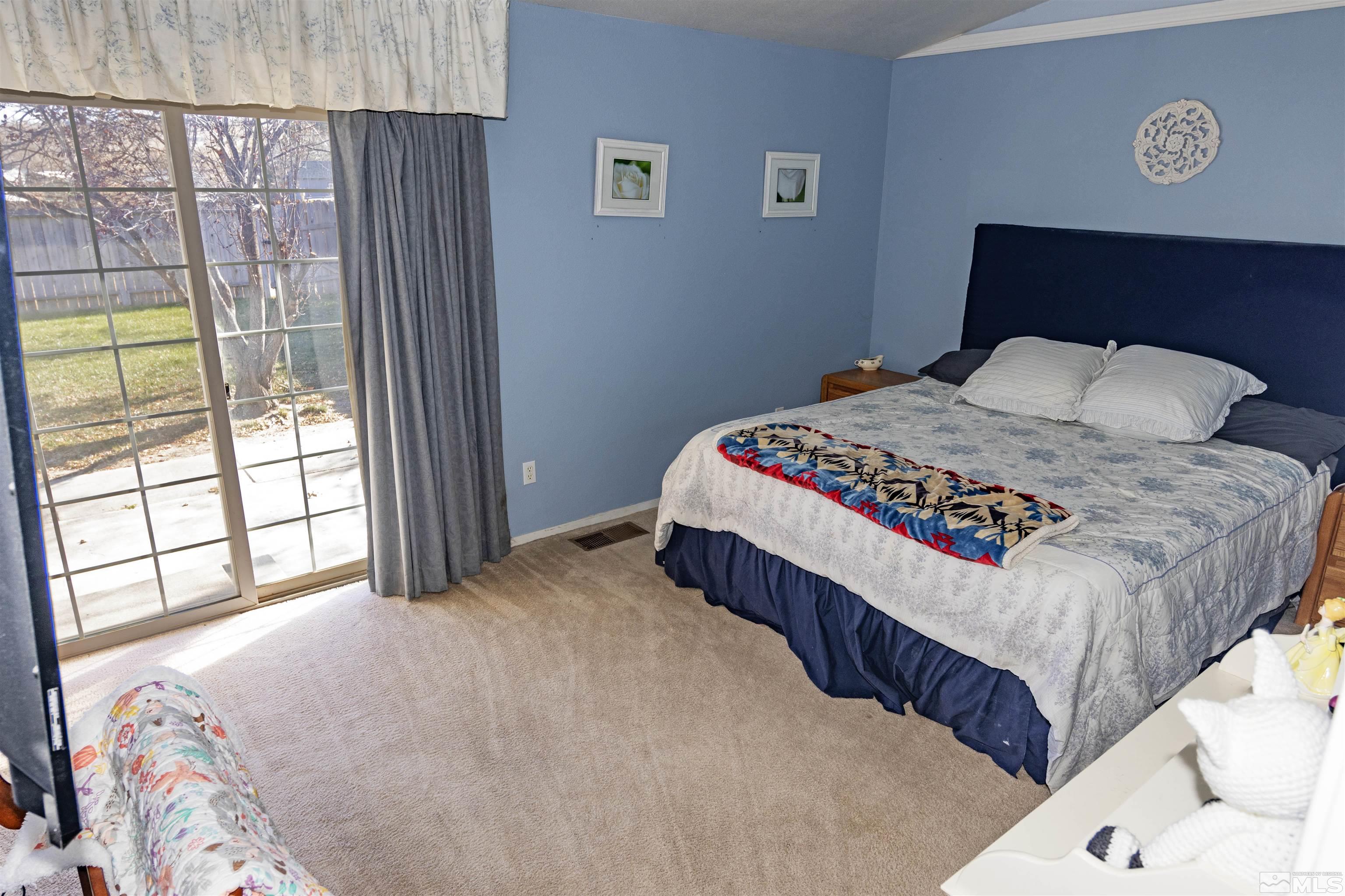 437 Crimson Road Fernley, NV 89408 - Photo 7 of 25 Photo 7