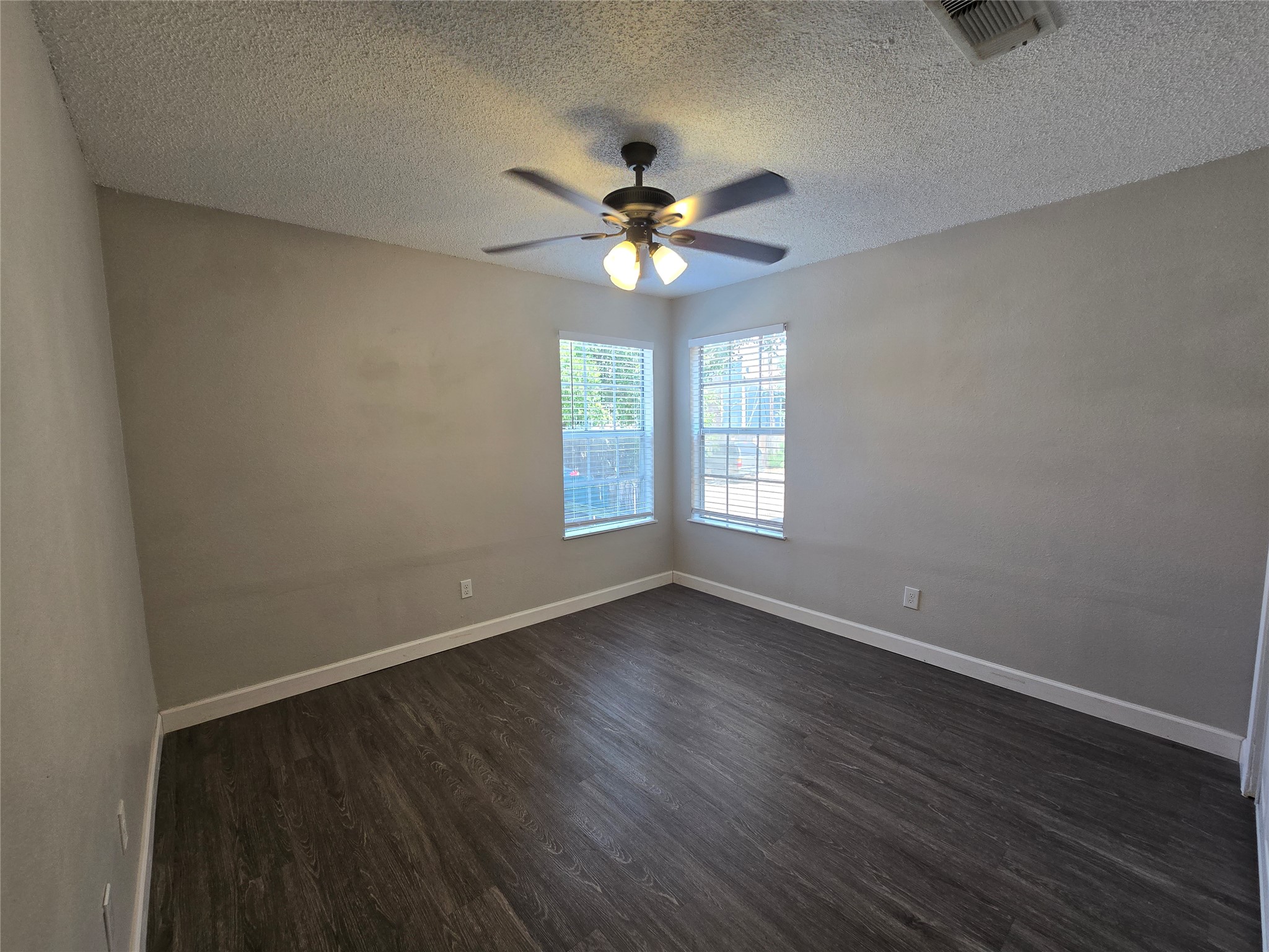 4304 Duval Road, Unit B Austin, TX 78759 - Photo 14 of 19 Gallery Image 14