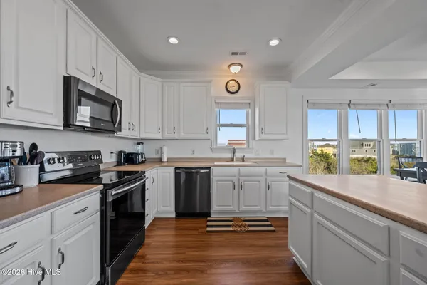 $839,000 | 2060 New River Inlet Road, North Topsail Beach, NC 28460