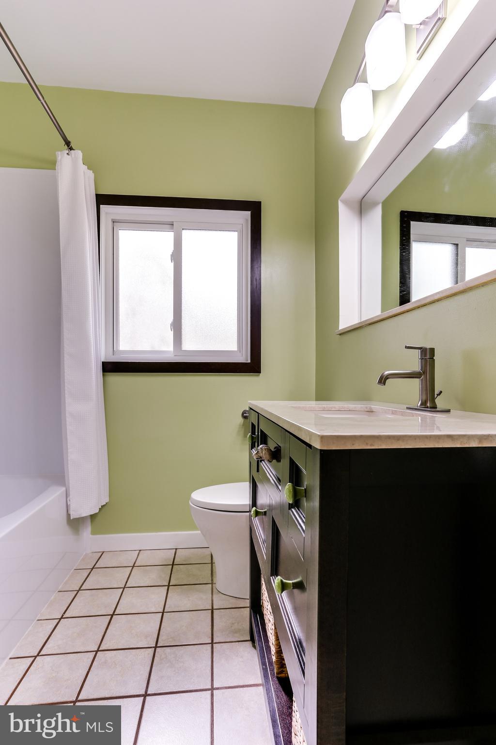1214 Ednor Road Silver Spring, MD 20905 - Photo 20 of 34 Full Bath