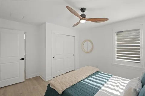 $1,295,000 | 7765 Grande Shores Drive, Sarasota, FL 34240