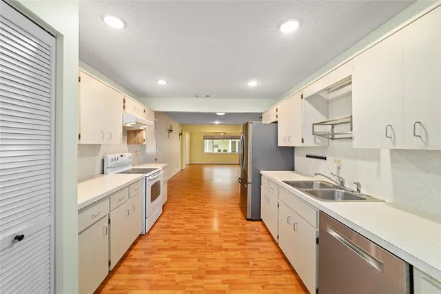 $145,900 | 8678 Southwest 95 Street, Unit D, Ocala, FL 34481