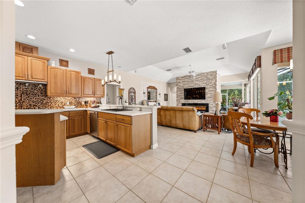 8224 Waterview Boulevard Lakewood Ranch, FL 34202 - Photo 10 of 83
