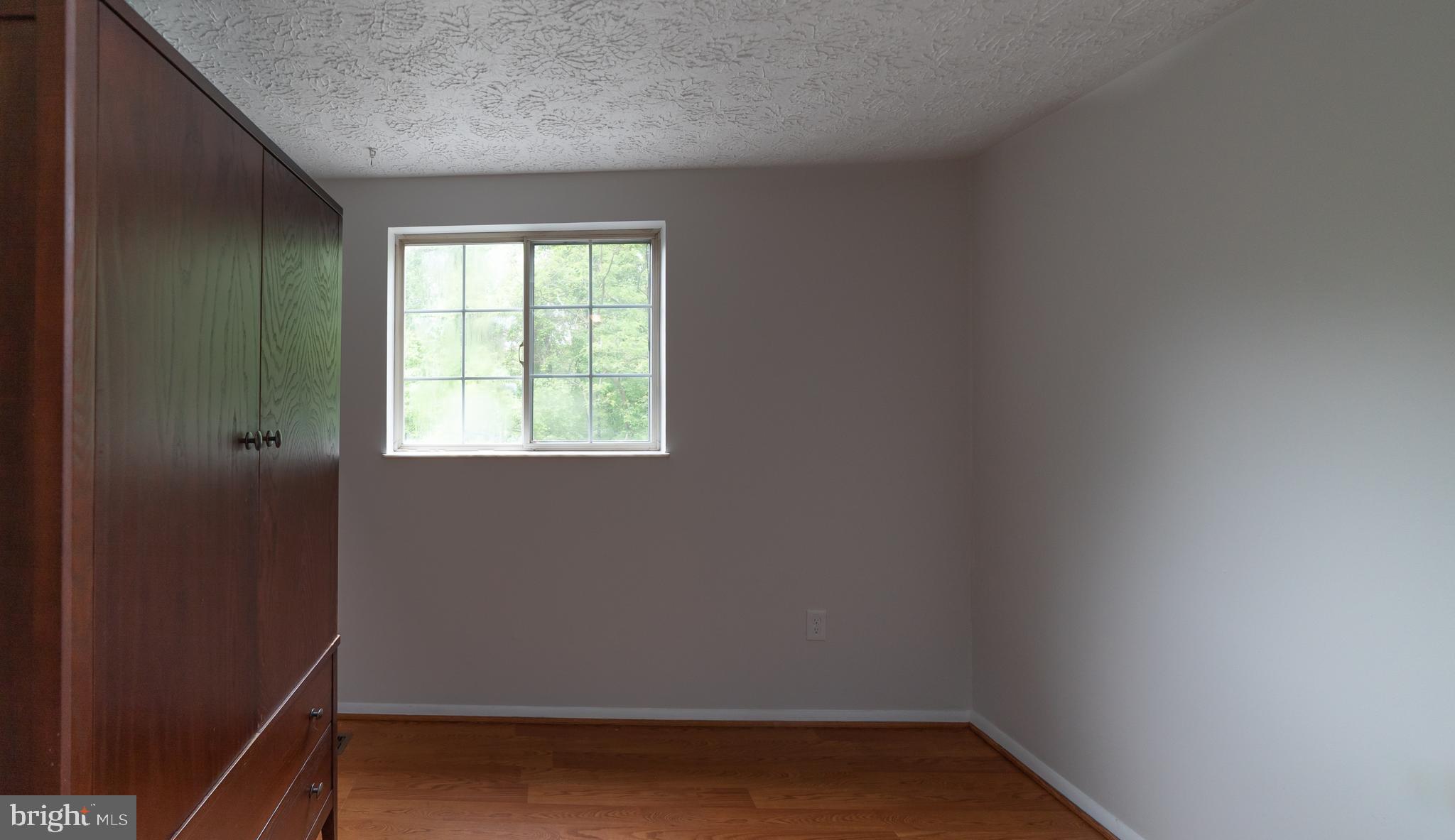 10544 Apple Ridge Road Gaithersburg, MD 20886 - Photo 13 of 24 Bedroom #3