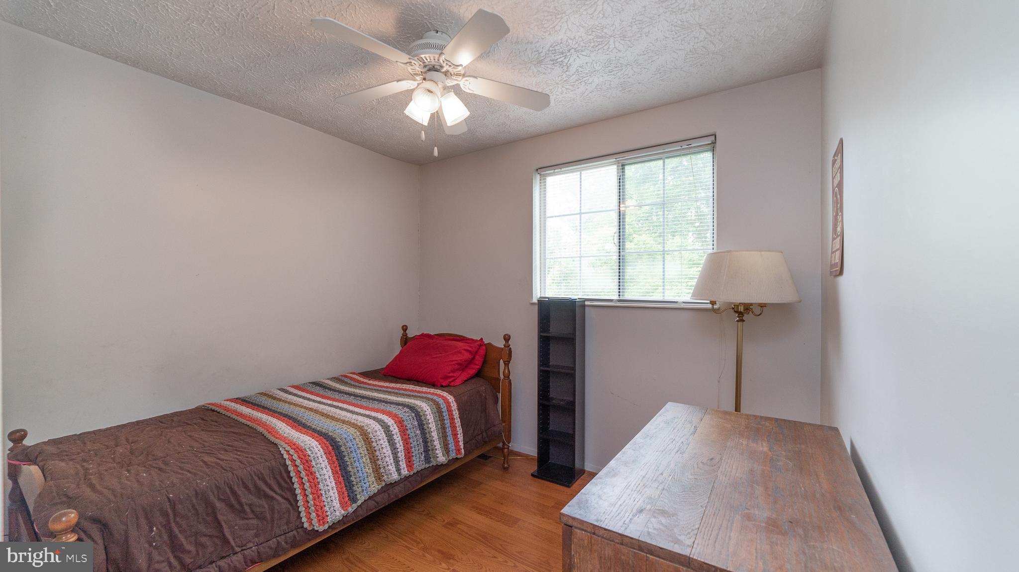 10544 Apple Ridge Road Gaithersburg, MD 20886 - Photo 15 of 24 Bedroom #2