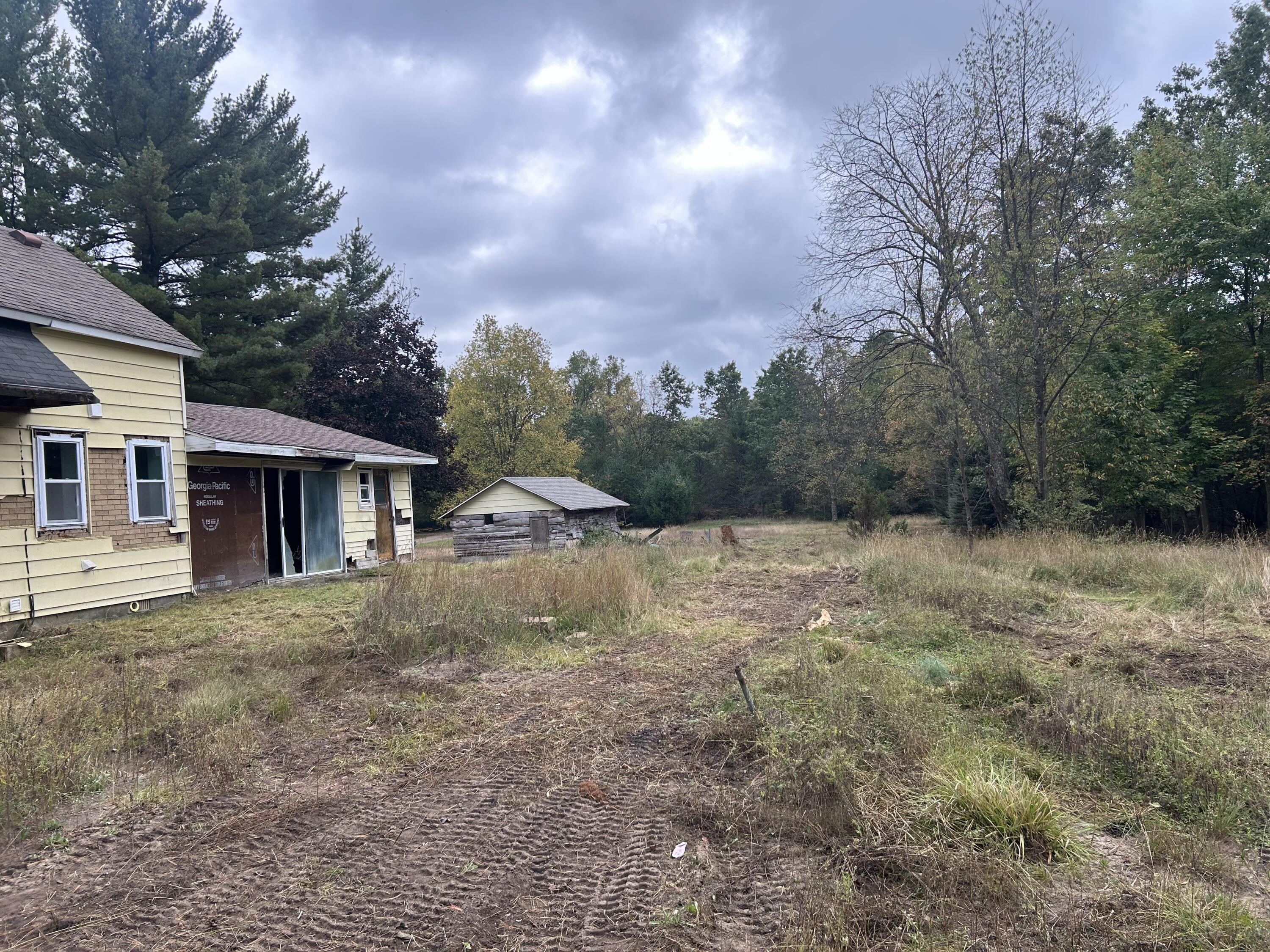 8710 Jouppi Road Kaleva, MI 49645 - Photo 7 of 38 IMG_3659