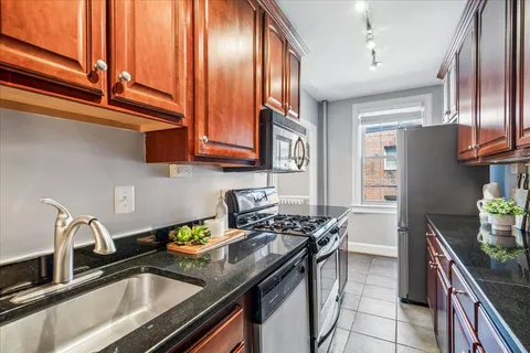 $317,000 | 3010 Wisconsin Avenue Northwest, Unit 209, Washington, DC 20016
