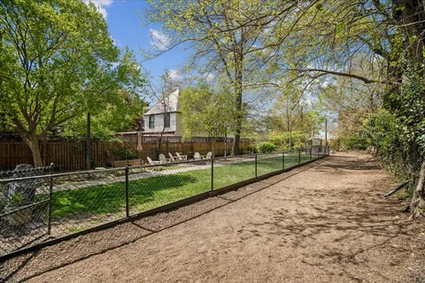 $317,000 | 3010 Wisconsin Avenue Northwest, Unit 209, Washington, DC 20016