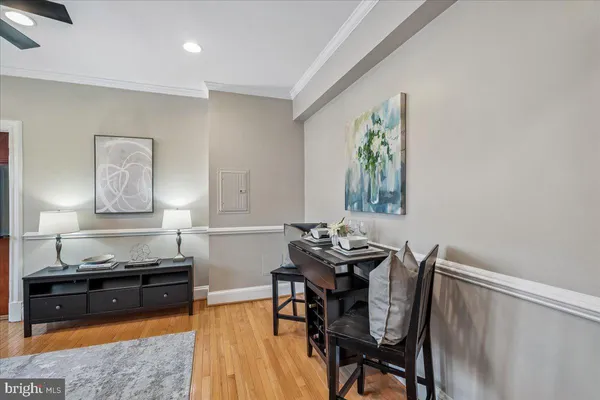 $334,000 | 3010 Wisconsin Avenue Northwest, Unit 209, Washington, DC 20016