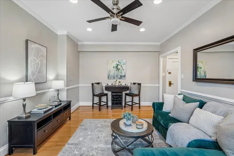 $317,000 | 3010 Wisconsin Avenue Northwest, Unit 209, Washington, DC 20016