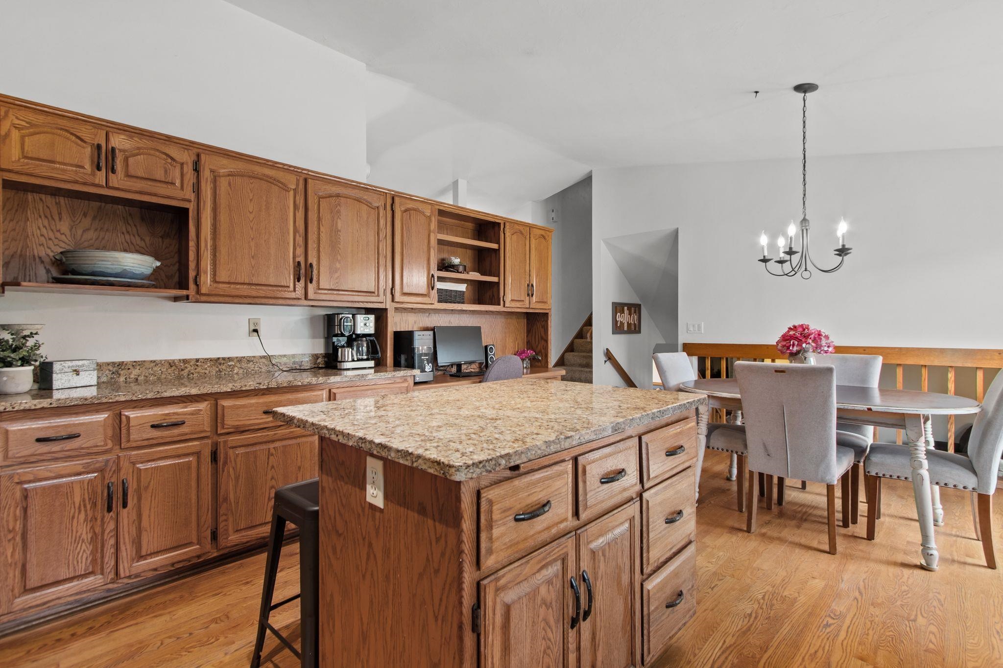 2212 West Seneca Drive Appleton, WI 54914 - Photo 13 of 46