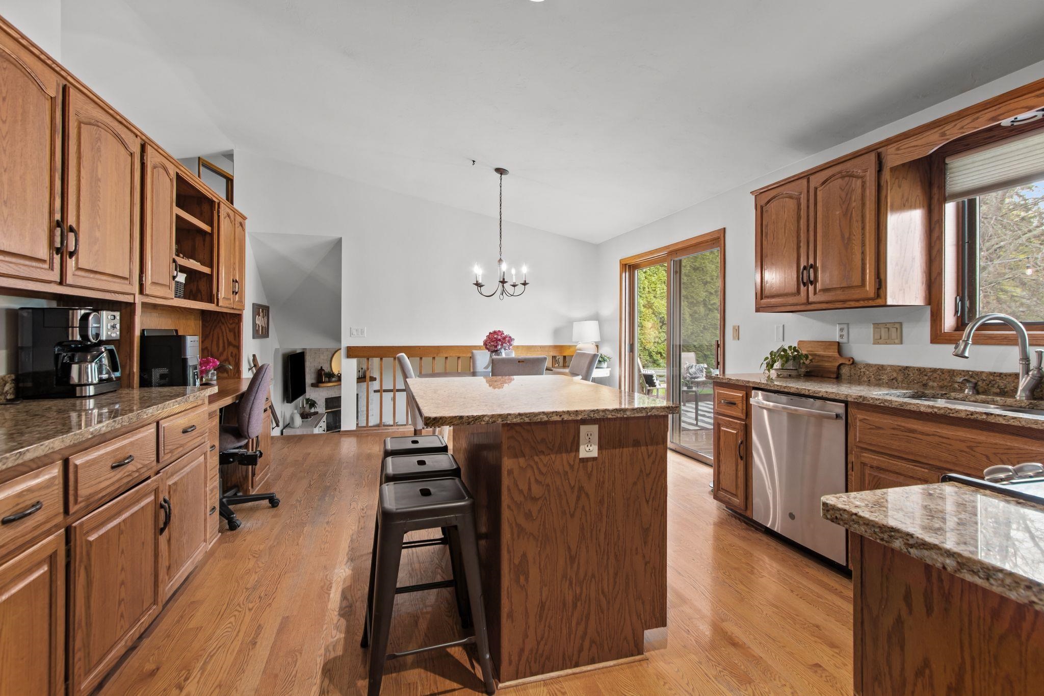 2212 West Seneca Drive Appleton, WI 54914 - Photo 14 of 46