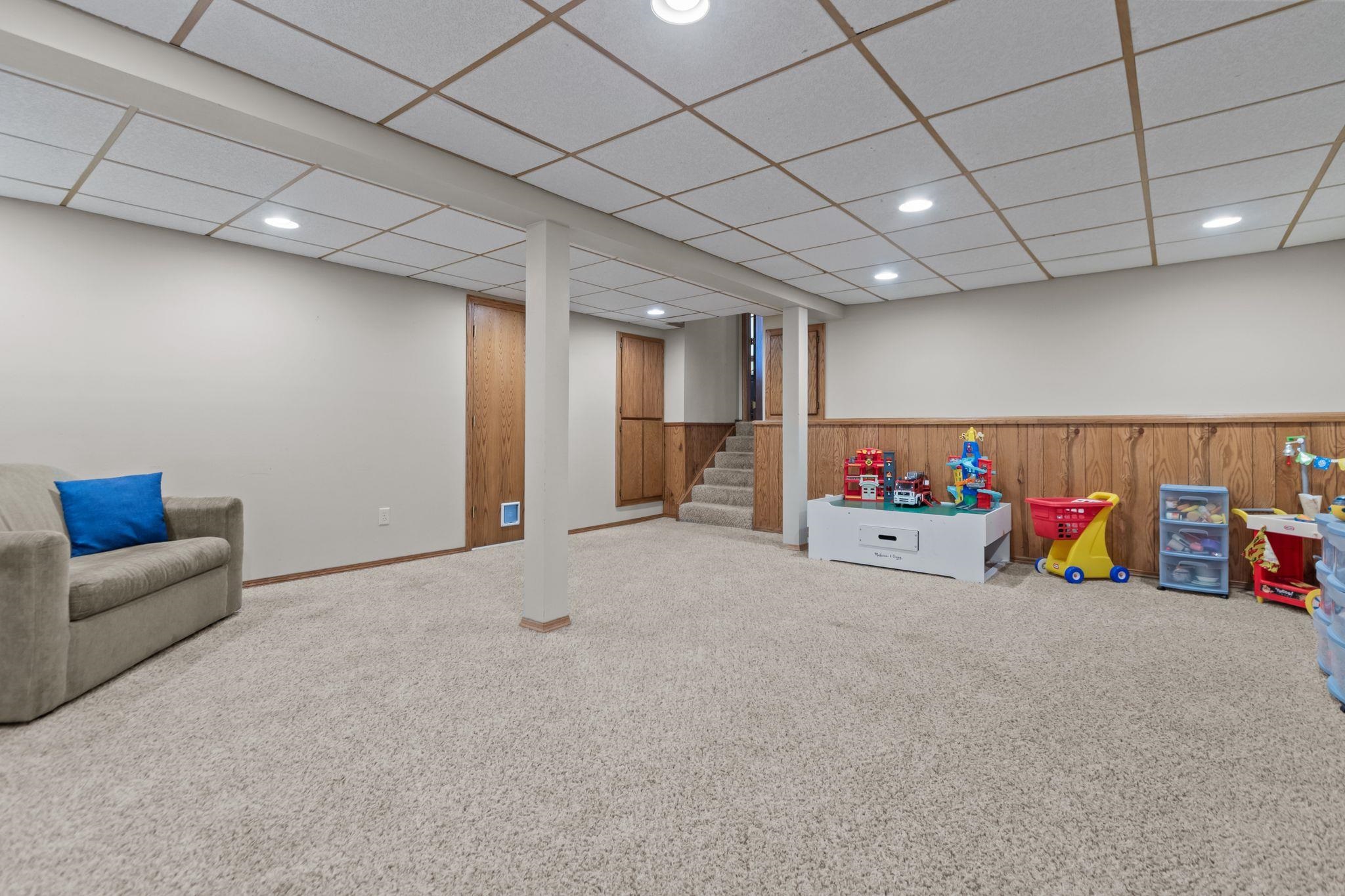 2212 West Seneca Drive Appleton, WI 54914 - Photo 33 of 46