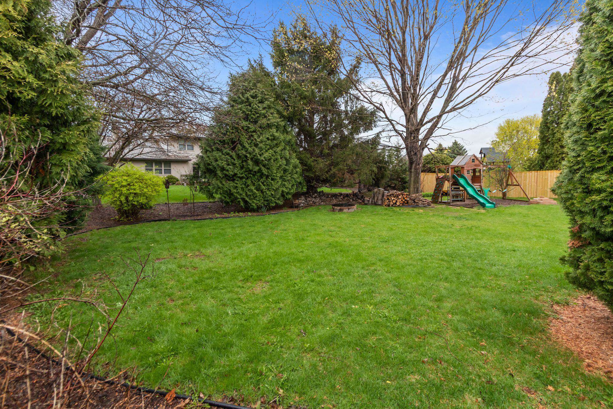 2212 West Seneca Drive Appleton, WI 54914 - Photo 44 of 46