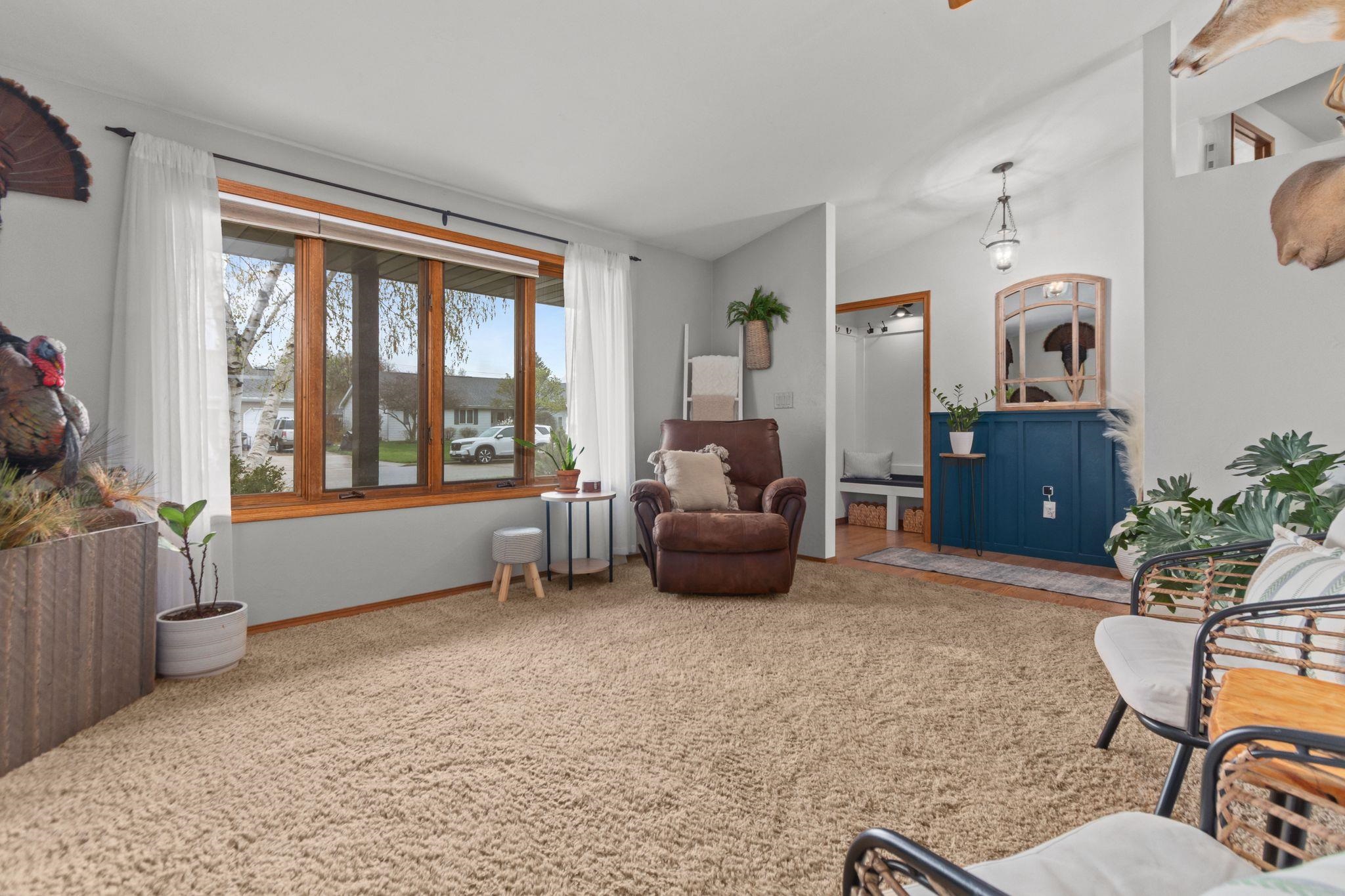 2212 West Seneca Drive Appleton, WI 54914 - Photo 5 of 46