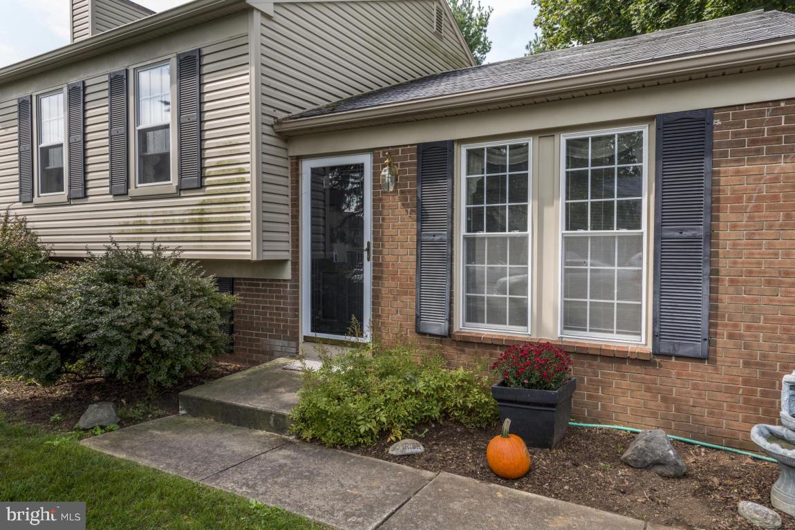 136 Pulte Road Lancaster, PA 17601 - Photo 4 of 23 Gallery Image 4