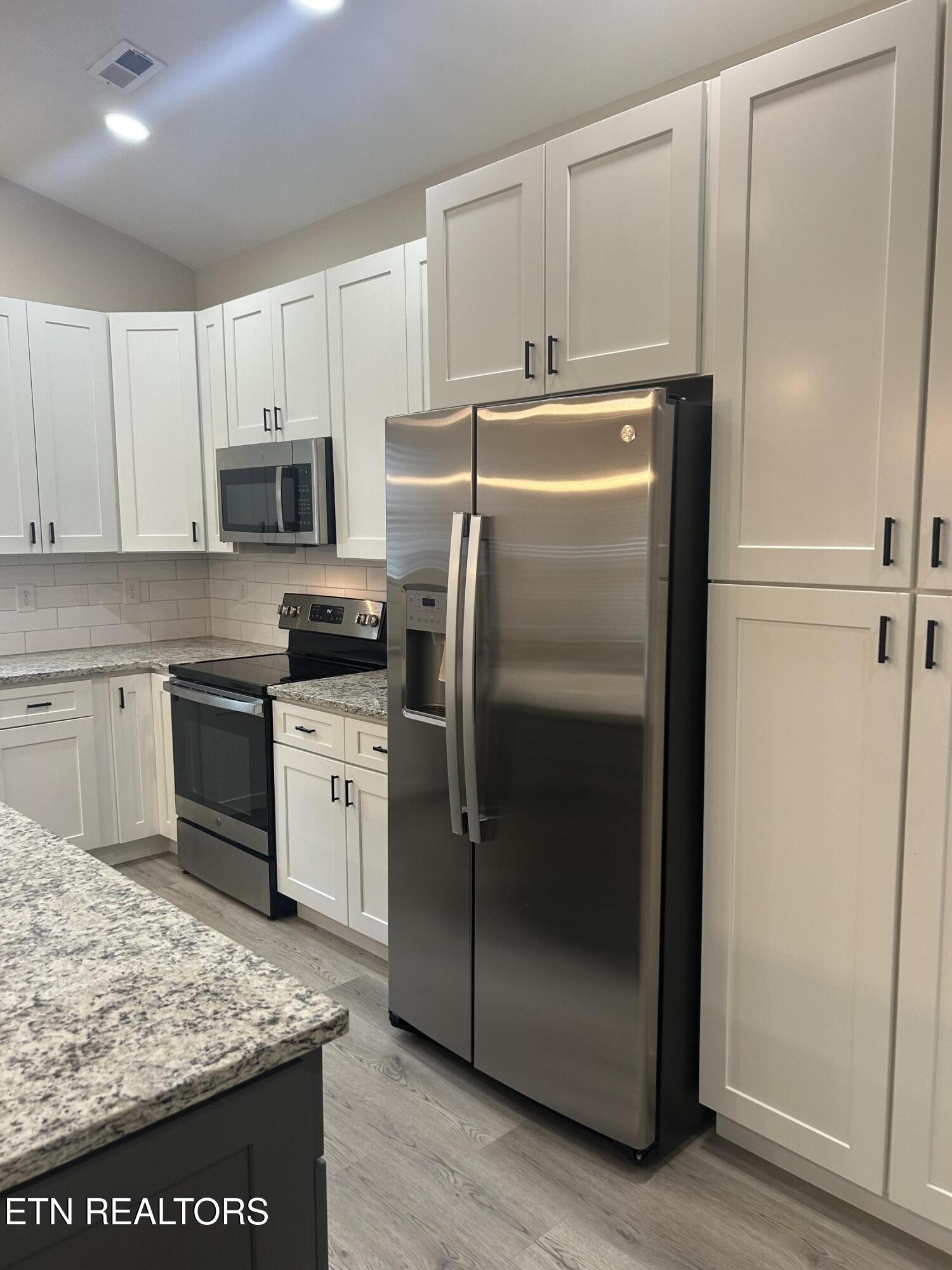 762 Hillvale Road Andersonville, TN 37705 - Photo 6 of 27 IMG_4667