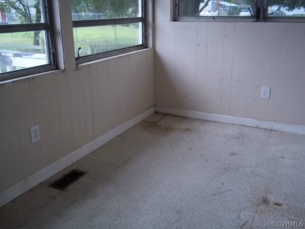 5010 Hickory Road Petersburg, VA 23803 - Photo 4 of 11 Gallery Image 4