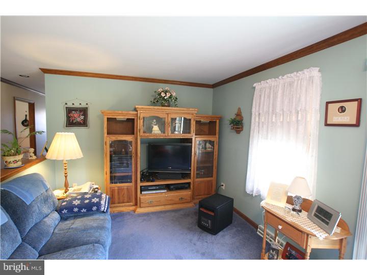102 Sunshine Lane Middletown, DE 19709 - Photo 11 of 19 Family Room