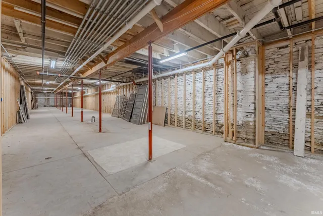 $1,600,000 | 78 West Canal Street, Wabash, IN 46992