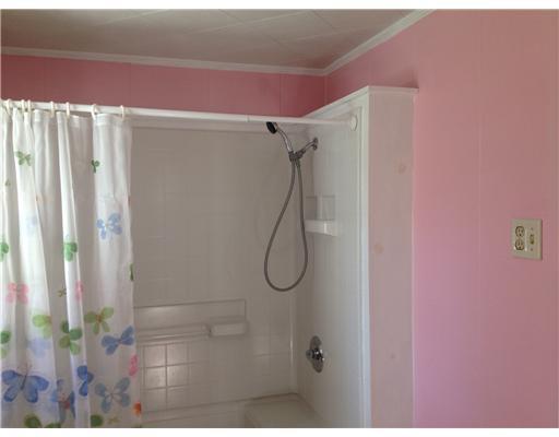 291 3rd Street Allison, PA 15413 - Photo 12 of 12 Full Bath.