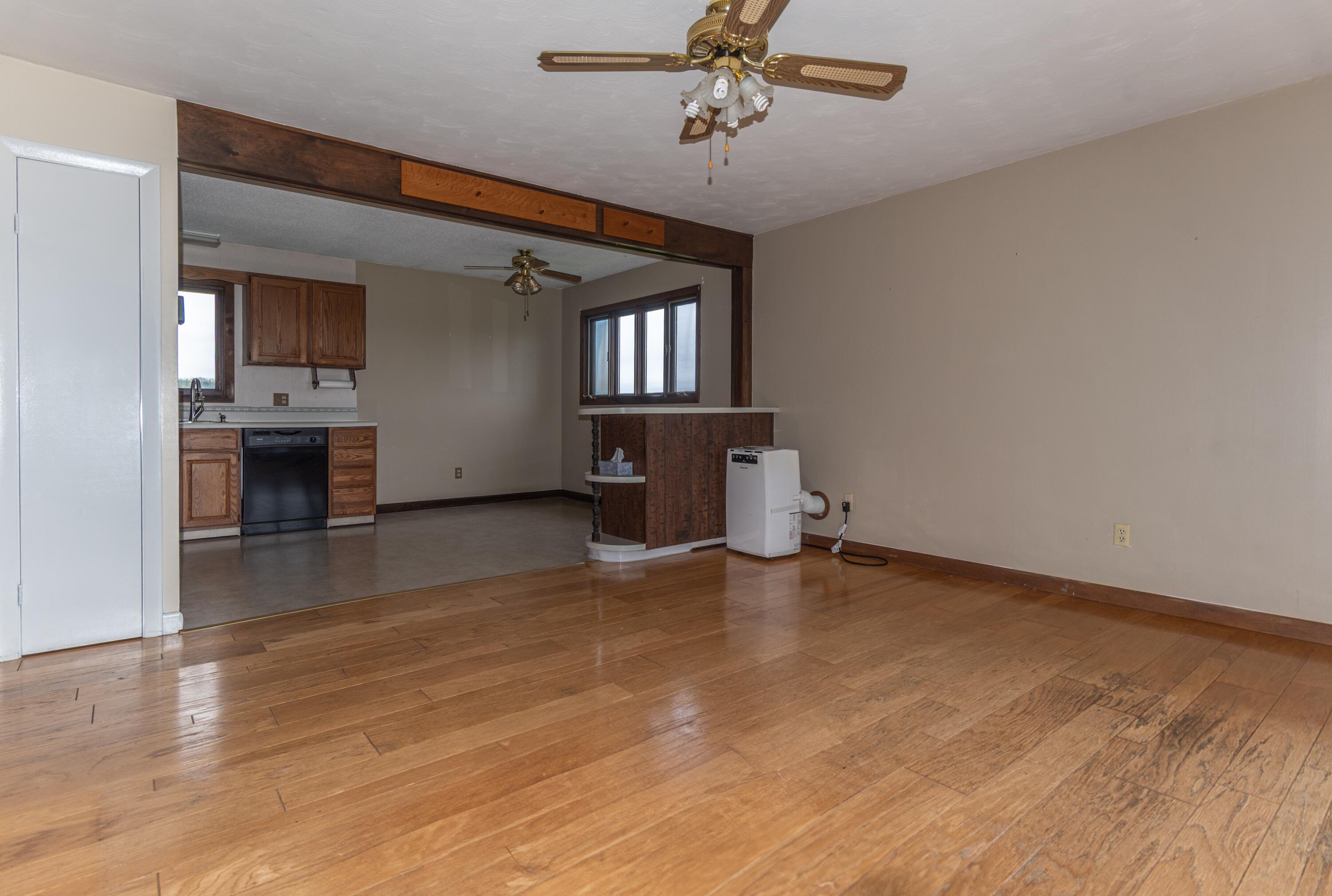 727 Beaulieu Road St. David, ME 04773 - Photo 18 of 39 Living Room
