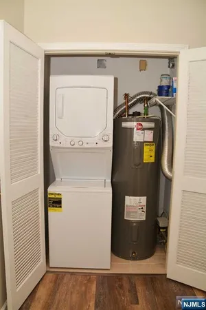 $2,200 | 2 Richmond Road, Unit 110, West Milford, NJ 07480