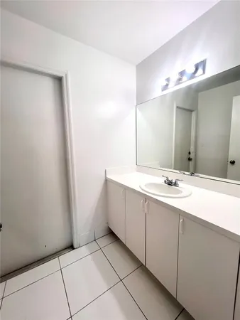 $1,645 | 4145 Northeast 21st Terrace, Lighthouse Point, FL 33064