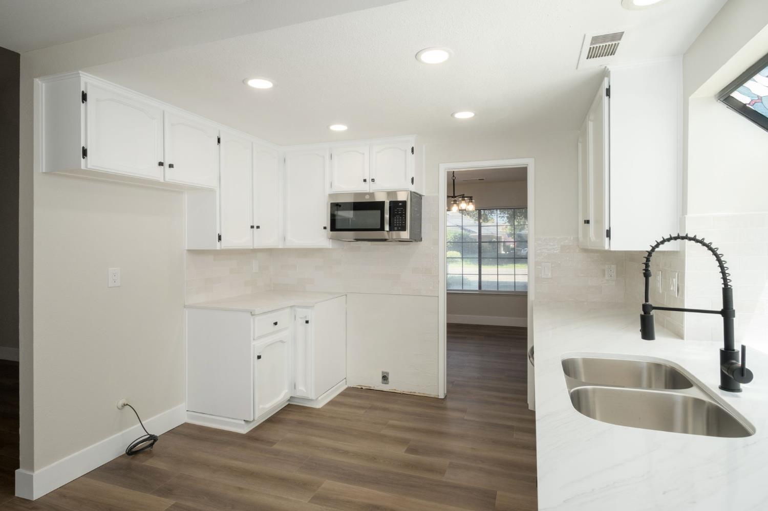 893 East Decatur Avenue Fresno, CA 93720 - Photo 16 of 36