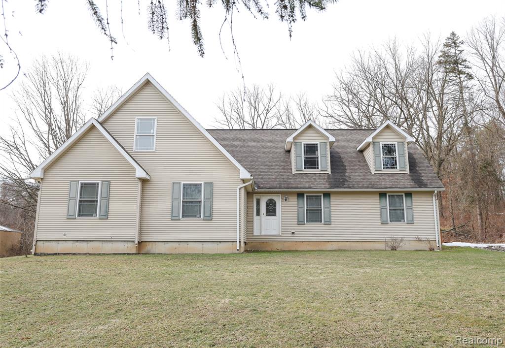 2755 Curtis Road Leonard, MI 48367 - Photo 7 of 61