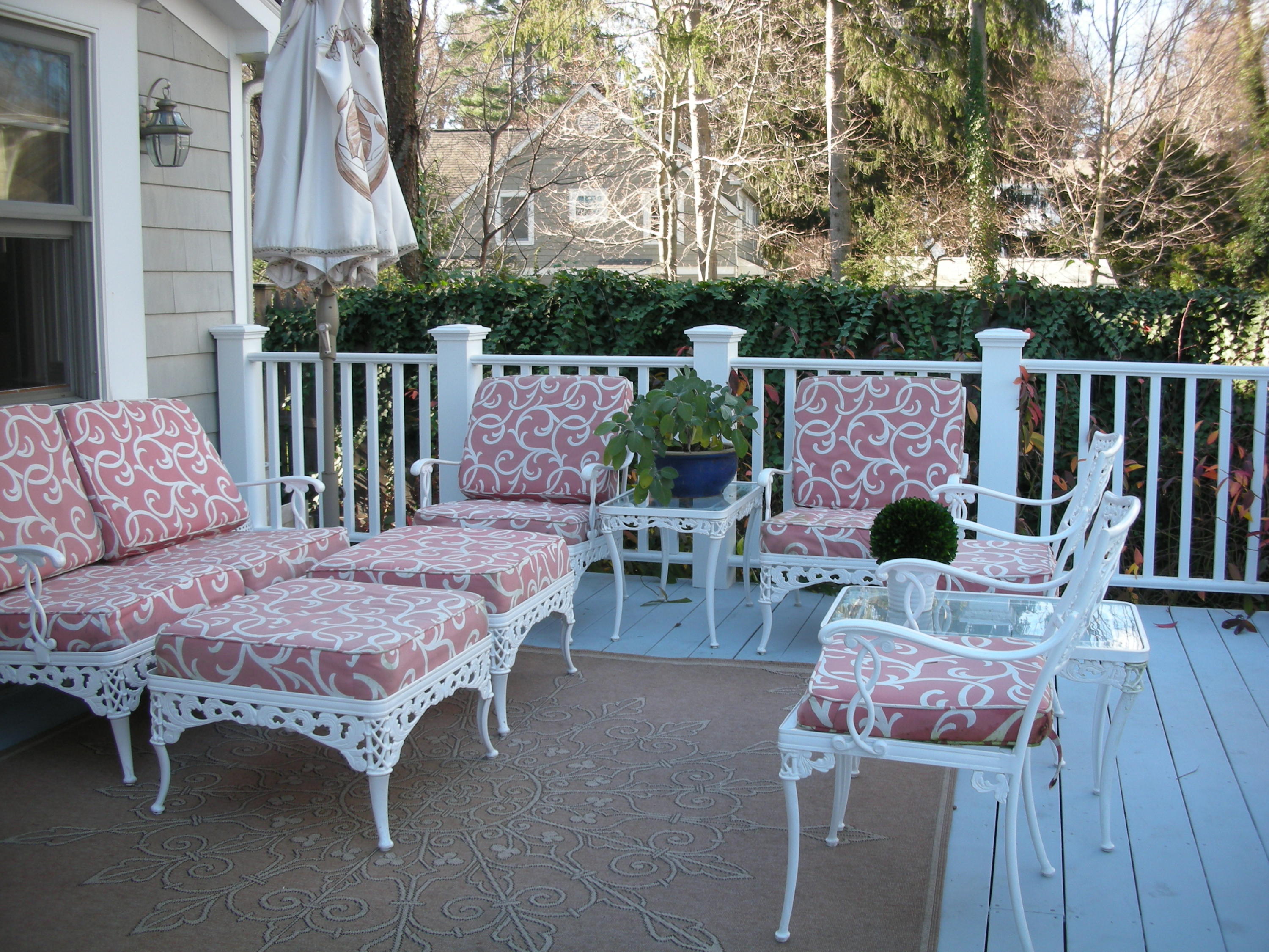 67 Relihan Road Darien, CT 06820 - Photo 18 of 25 a outdoor space with furniture and wooden floor
