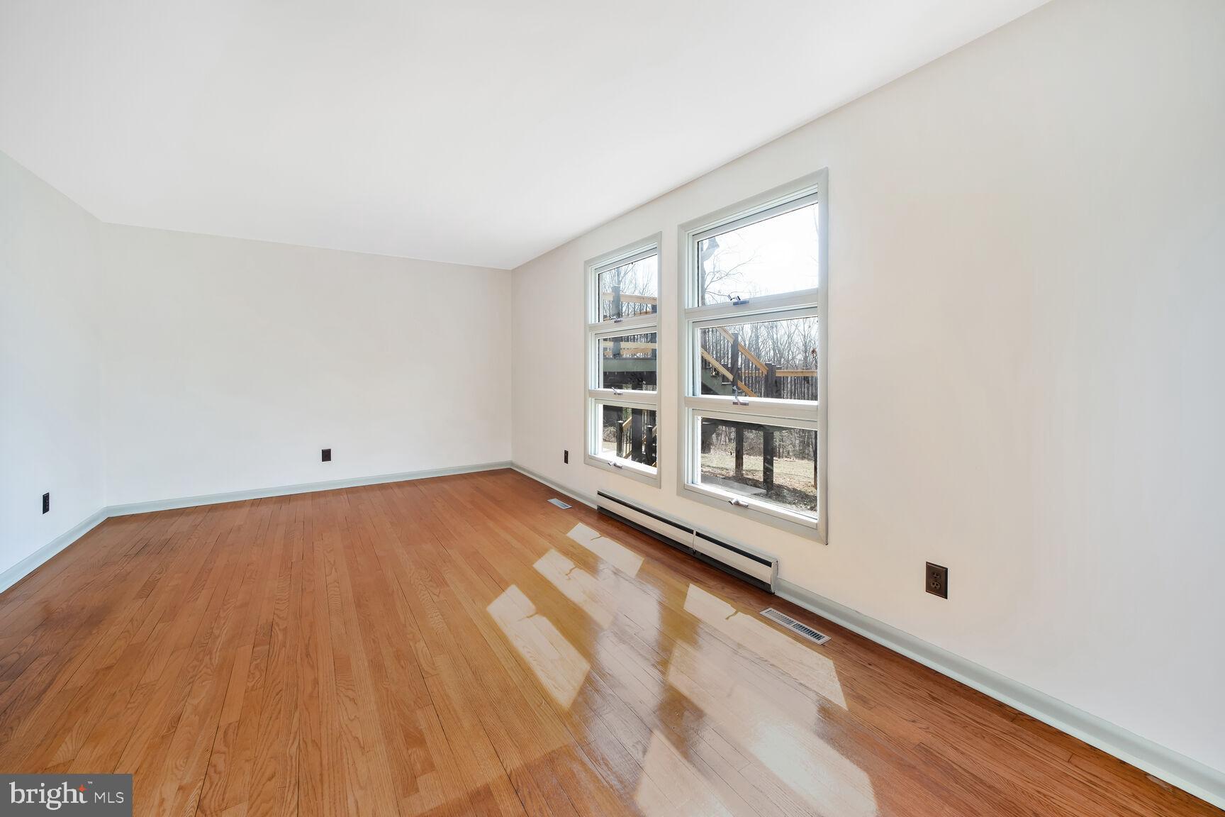 1033 Hart Road Towson, MD 21286 - Photo 14 of 32