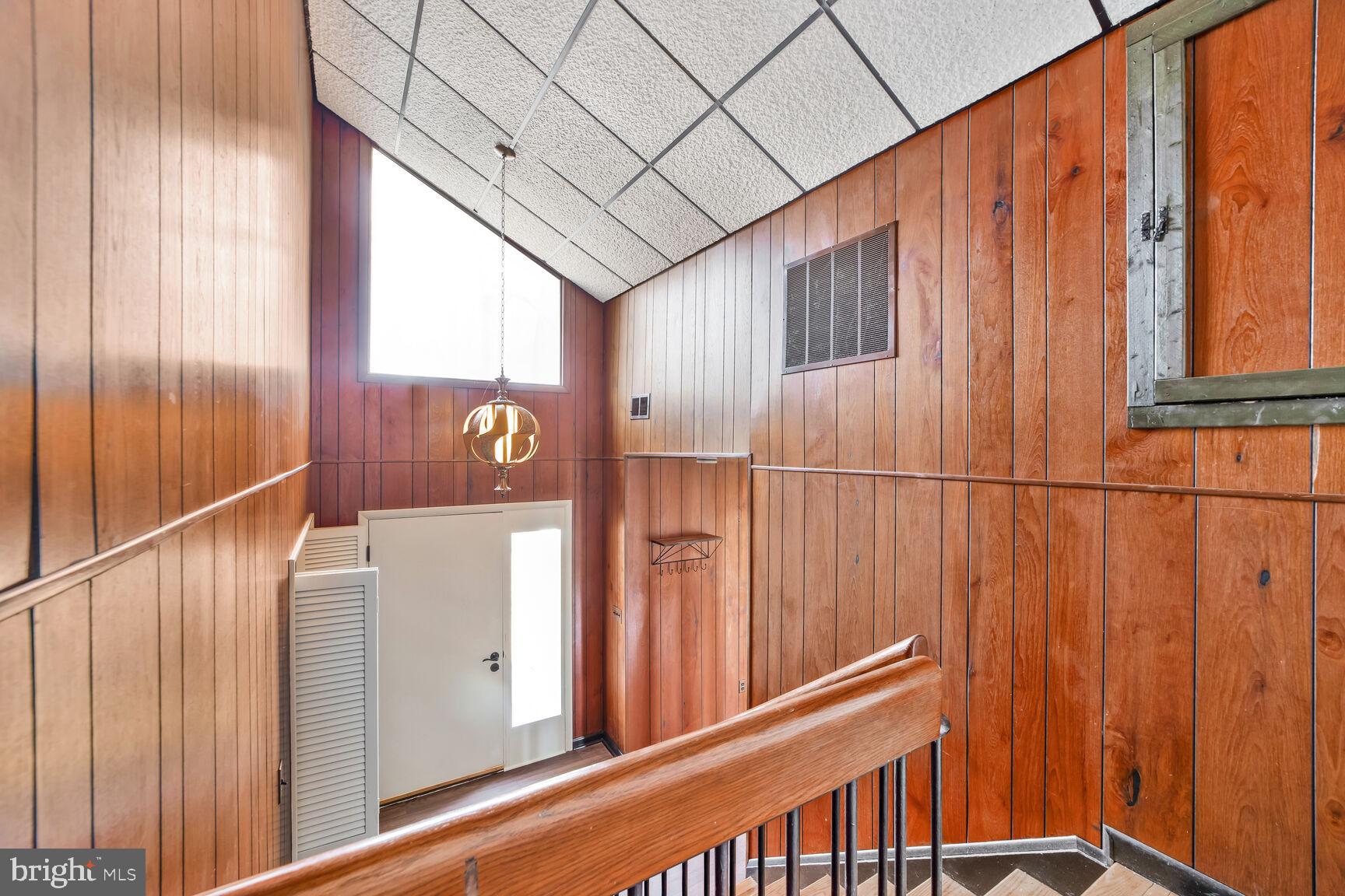 1033 Hart Road Towson, MD 21286 - Photo 21 of 32