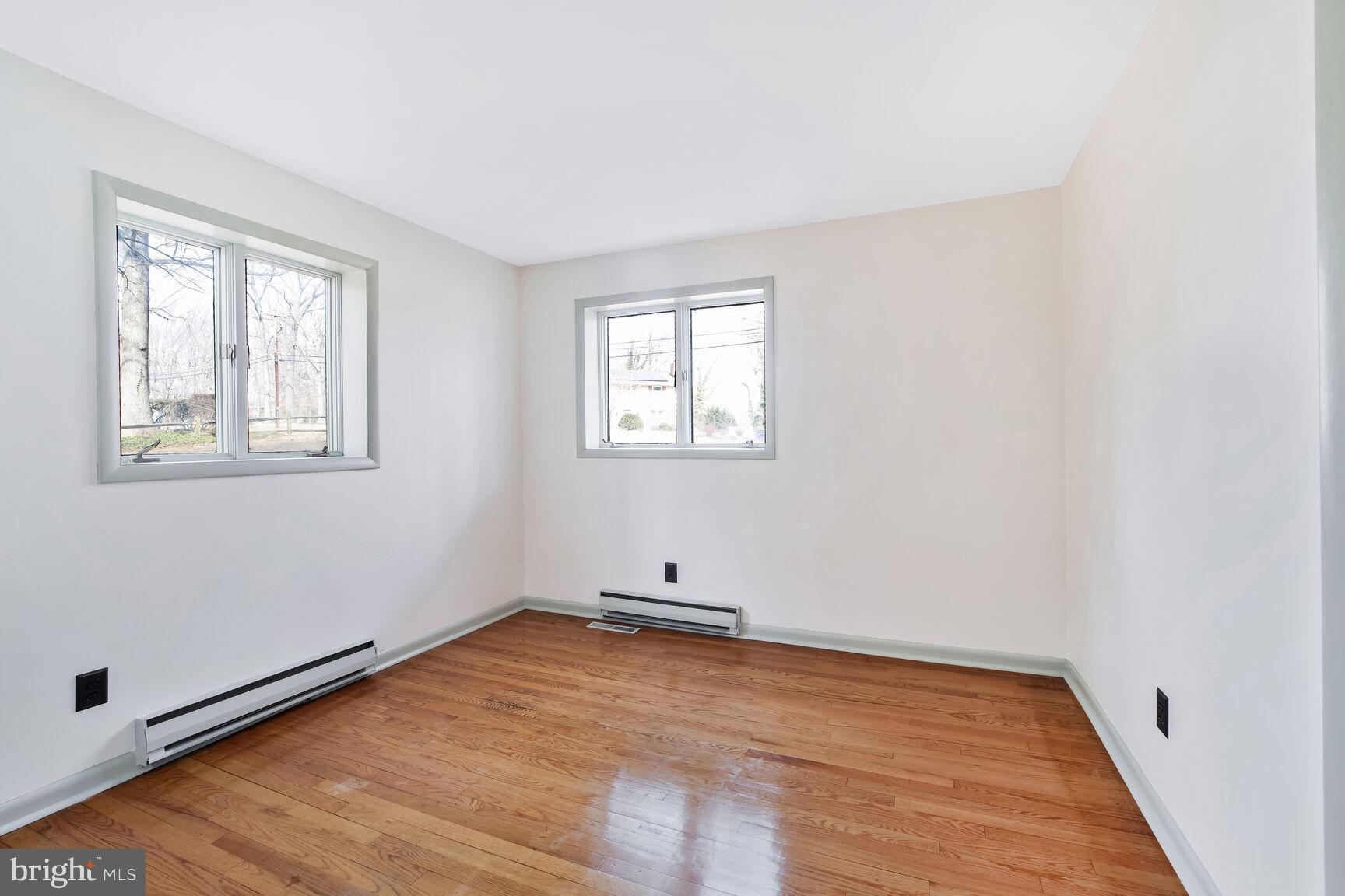 1033 Hart Road Towson, MD 21286 - Photo 9 of 32