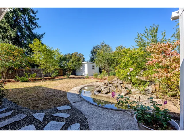 $575,000 | 2135 Southeast Minter Bridge Road, Hillsboro, OR 97123