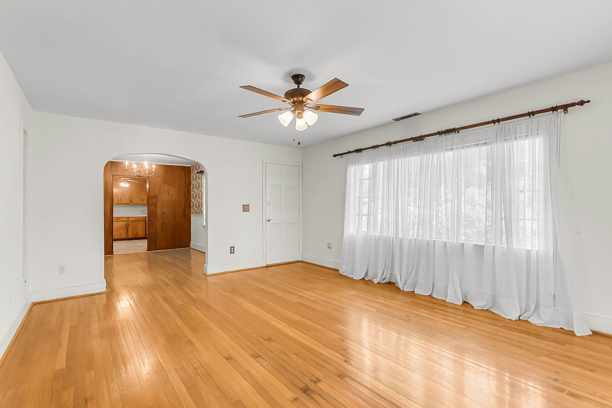 1024 Lepley Road Hanahan, SC 29410 - Photo 6 of 35 CREM - 1024 Lepley-17
