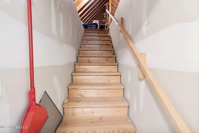 $310,000 | 1106 Fawn Drive, Hernando, MS 38632