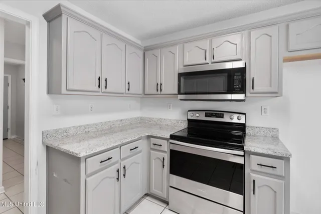 $310,000 | 1106 Fawn Drive, Hernando, MS 38632