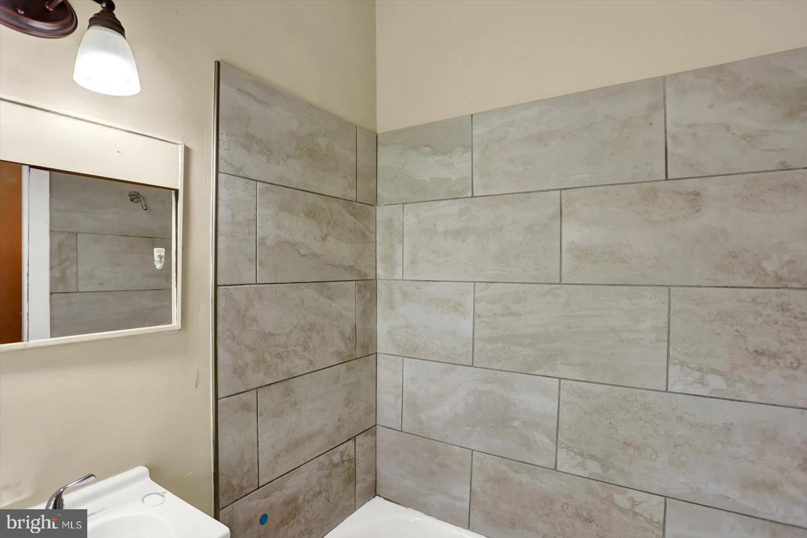 316 Beaver Street Lancaster, PA 17603 - Photo 15 of 34 a bathroom with a shower