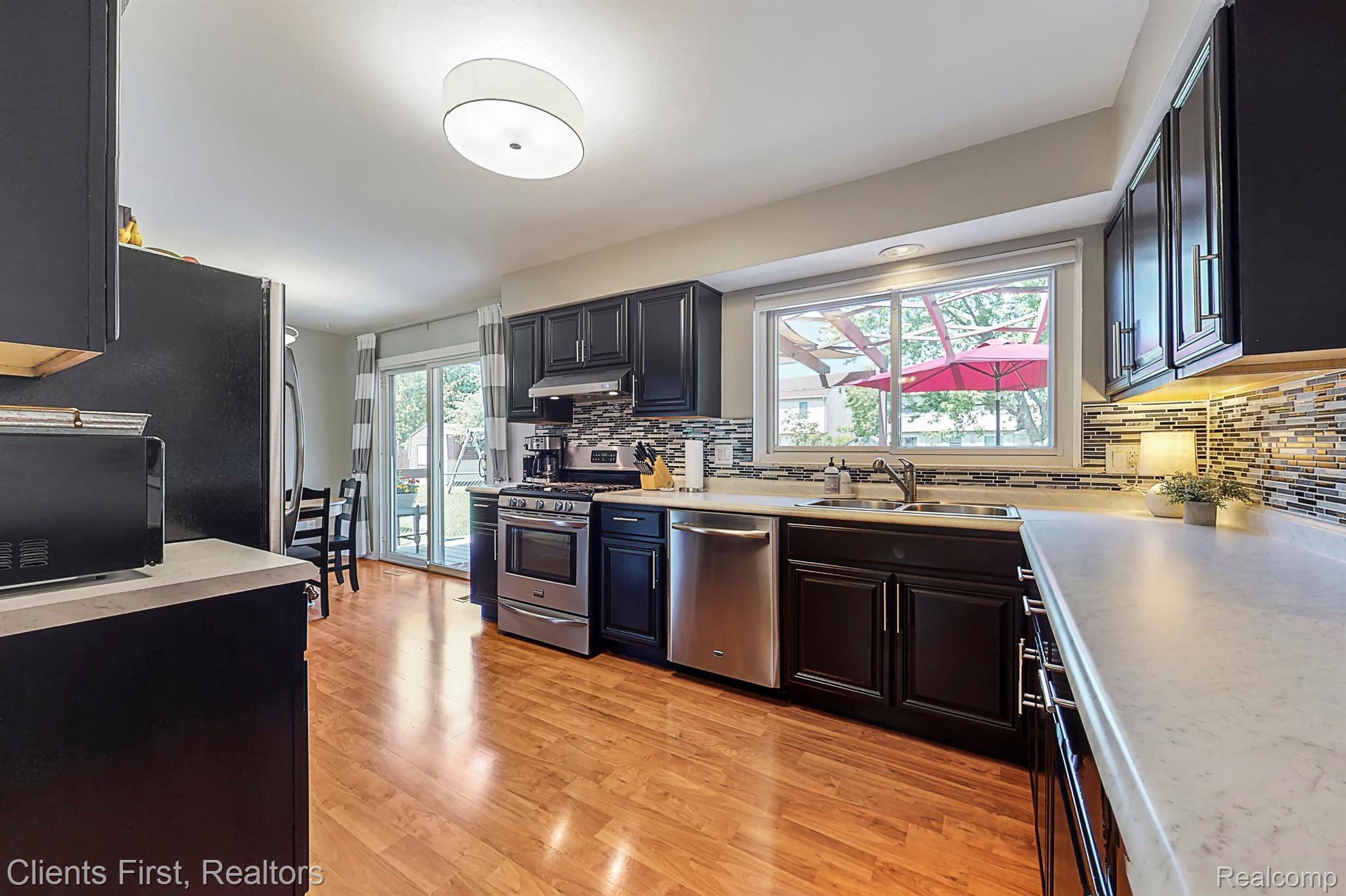 43130 Applewood Road Canton, MI 48188 - Photo 8 of 40 Gallery Image 8
