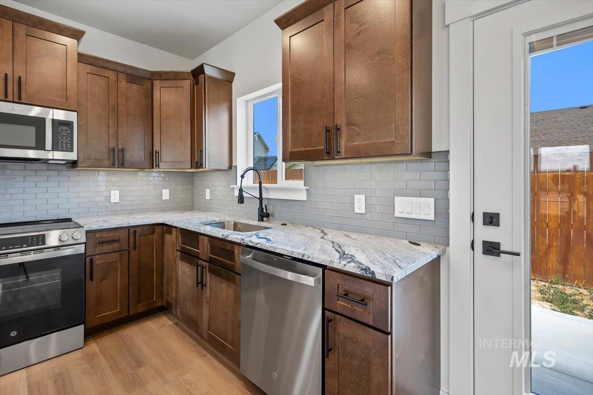375 Locust Street Hazelton, ID 83335 - Photo 14 of 33 Gallery Image 14