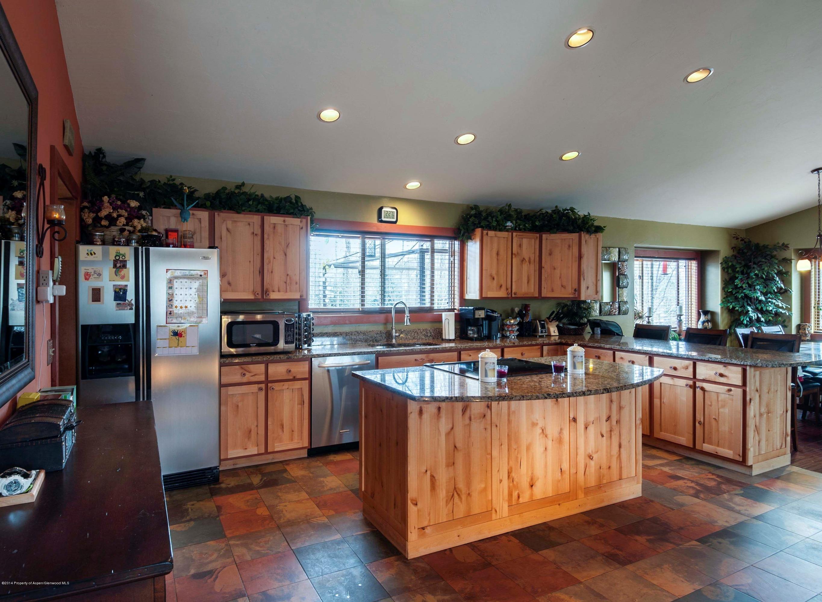 630 Surrey Road Carbondale, CO 81623 - Photo 5 of 19 Kitchen