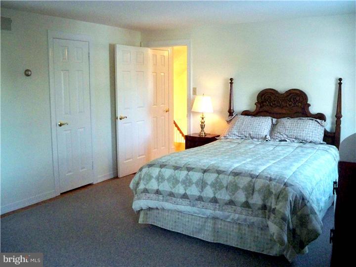 400 Collins Drive Springfield, PA 19064 - Photo 17 of 21 Bedroom 2