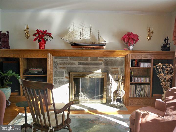 400 Collins Drive Springfield, PA 19064 - Photo 5 of 21 Fireplace